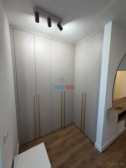Real estate agency offers FOR RENT NEW 1-ROOM FLAT in NEW