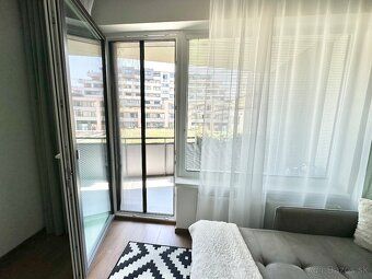 We offer for rent a beautiful 2-bedroom apartment in a