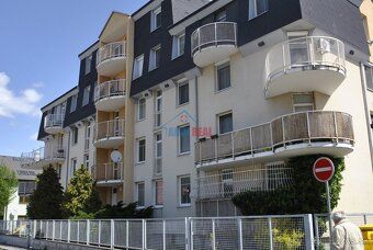 Real estate agency AHOJ REAL offers exclusively for rent an
