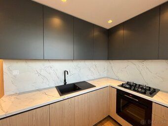 FOR SALE MODERN, LARGE 2-ROOM FLAT AFTER RECONSTRUCTION