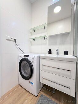 EXCLUSIVE FOR RENT: Stylish, fully furnished 1-room