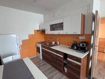 We rent out a 1,5 room apartment at Jazero, Amurska street
