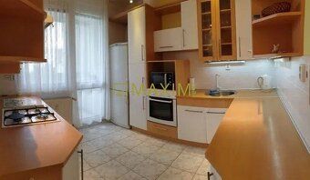 We offer for sale a spacious 3-room apartment with a loggia
