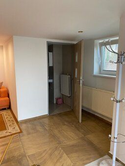 I am renting out a large studio apartment in the wider