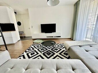 I will rent out an 3-room furnished apartment in the old