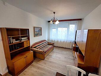 OFFERS FOR RENT PLEASE SEND BY EMAIL ONLY TO: Thank you for