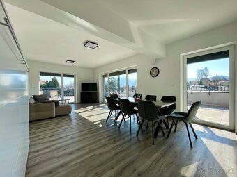 Unwind your feet and rest in this peaceful, stylish space