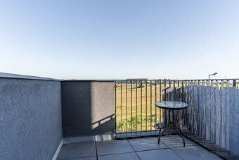This apartment deserves your attention! We exclusively