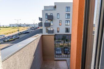 This apartment deserves your attention! We exclusively