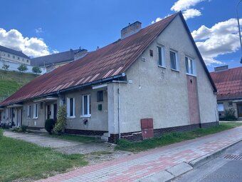Price: 480 €/month (everything included utilities and