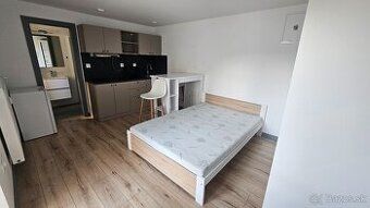 We offer for rent a 3-room apartment in a quiet and