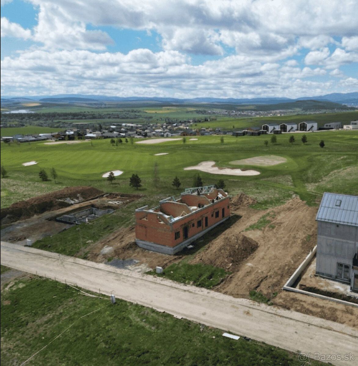 Are you looking for an ideal place for peaceful living