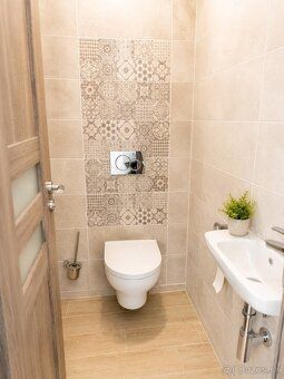 Price: 730 €/month (everything included utilities