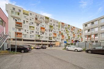 On behalf of the owner we offer for sale a 1-room apartment
