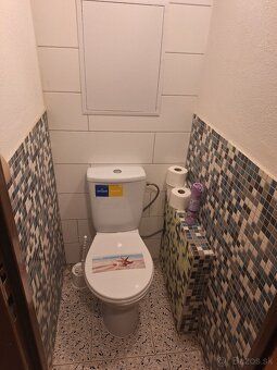 Description: I am subletting a separate, non-passable and