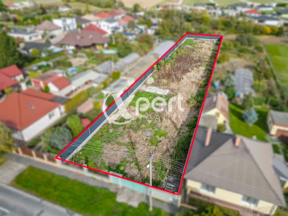 Type: Family house land Village: Galanta A lucrative piece