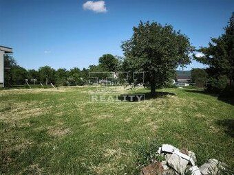 TUreality offers for sale a sunny building plot in the