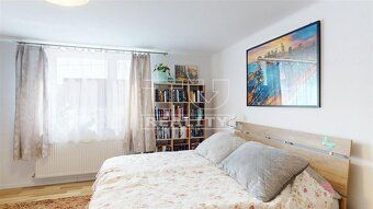 We have a family house for you in the village of Brvnište