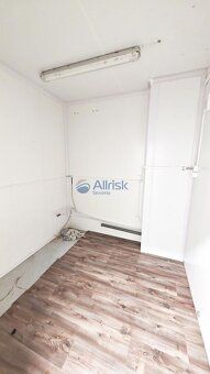 We offer an office space for rent in the center of Sala