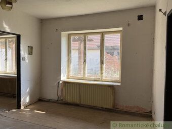 Будинок для реконструкції знаходиться в спокійній частині