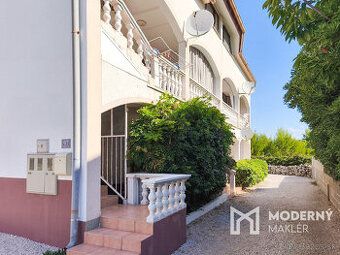 Predam 2 izbový byt 58,3m2 v úplne pôvodnom stave s balkónom