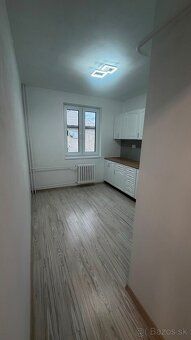 Oferuję długoterminowy wynajem całkowicie odnowionego