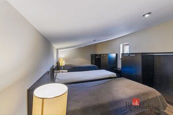Sprzedam dwupoziomowy apartament w Via Jasna w Demianowej