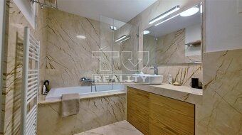 TUreality пропонує на продаж унікальну 3-кімнатну квартиру