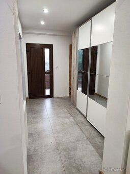 Oferuję wynajmę mieszkanie przerobione w roku Mieszkanie